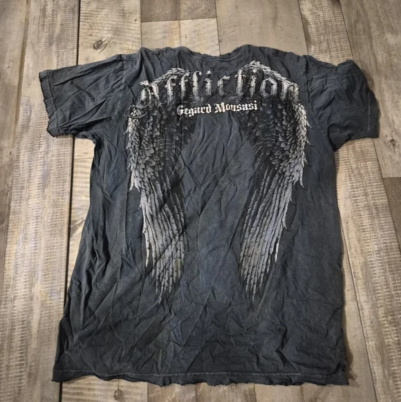 Affliction Short Sleeve Rare Tee with Angel Wing Print XXL Unisex - Picture 1 of 3